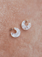 Load image into Gallery viewer, Cassia Hoops