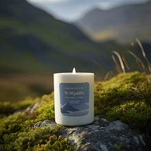 Load image into Gallery viewer, Canwyll Yr Wyddfa Candle