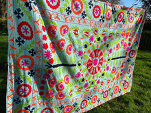 Load image into Gallery viewer, Handmade Reversible Suzani Blanket