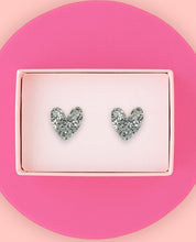 Load image into Gallery viewer, Heart Earrings