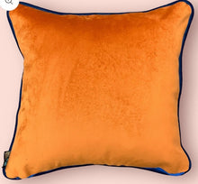 Load image into Gallery viewer, Seahorse Cushion