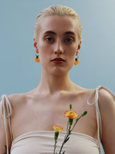 Load image into Gallery viewer, Calendula Hoops