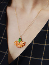 Load image into Gallery viewer, Calendula Necklace