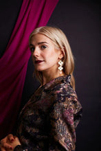 Load image into Gallery viewer, Tudor Triple Hoop Earrings