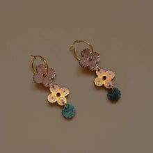 Load image into Gallery viewer, Tudor Triple Hoop Earrings
