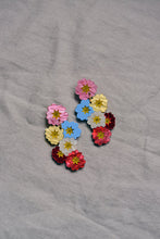 Load image into Gallery viewer, Primula Bunch Statement Earring
