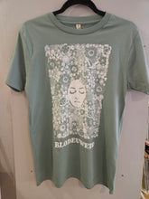 Load image into Gallery viewer, Blodeuwedd t-shirt sage green, adult.
