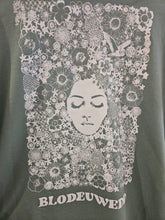 Load image into Gallery viewer, Blodeuwedd t-shirt sage green, adult.
