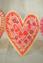 Load image into Gallery viewer, Concertina Heart Garland
