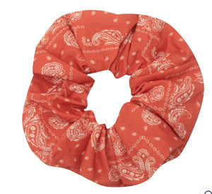 Bandana giant scrunchie