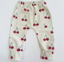 Load image into Gallery viewer, Organic leggings by Eddie &amp; Bee
