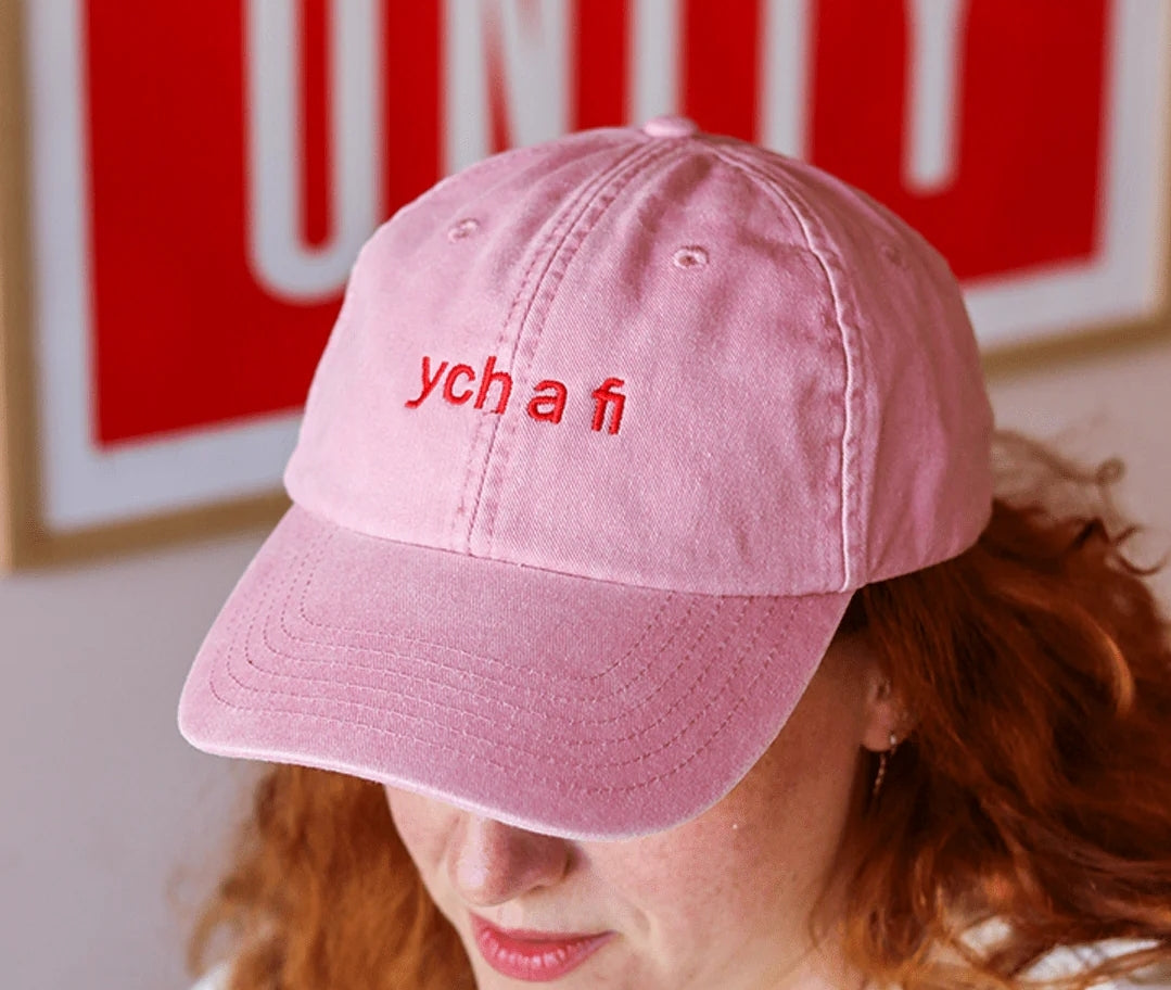 Ych a fi hat in stonewashed pink