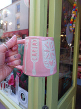 Load image into Gallery viewer, Lovespoon mugs by Crock-Â-Shwt
