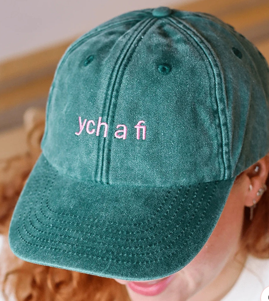 Ych a fi hat in stonewashed green