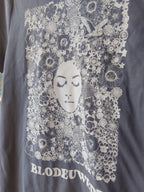Blodeuwedd t-shirt in faded charcoal