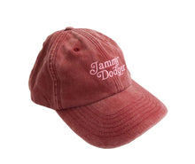 Load image into Gallery viewer, Jammy Dodger cap in vintage berry
