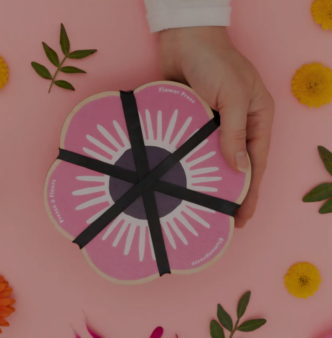 Studio Wald Pink Flower Press