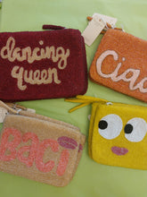 Load image into Gallery viewer, Yellow Big Eyes Sweetheart beaded purse
