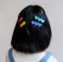 Load image into Gallery viewer, Mimi and Lula Heart Acetate Clips
