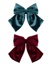 Load image into Gallery viewer, Velvet Agnes bows by Mimi and Lula
