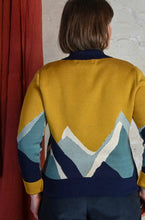 Load image into Gallery viewer, Kate Mustard Arctic Peaks Zip up jacket
