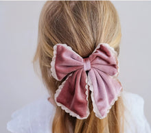 Load image into Gallery viewer, Scalloped Edge Velvet Bow
