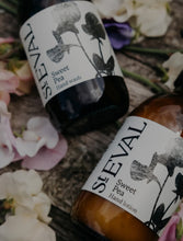 Load image into Gallery viewer, St Eval Hand Lotion - Sweet Pea
