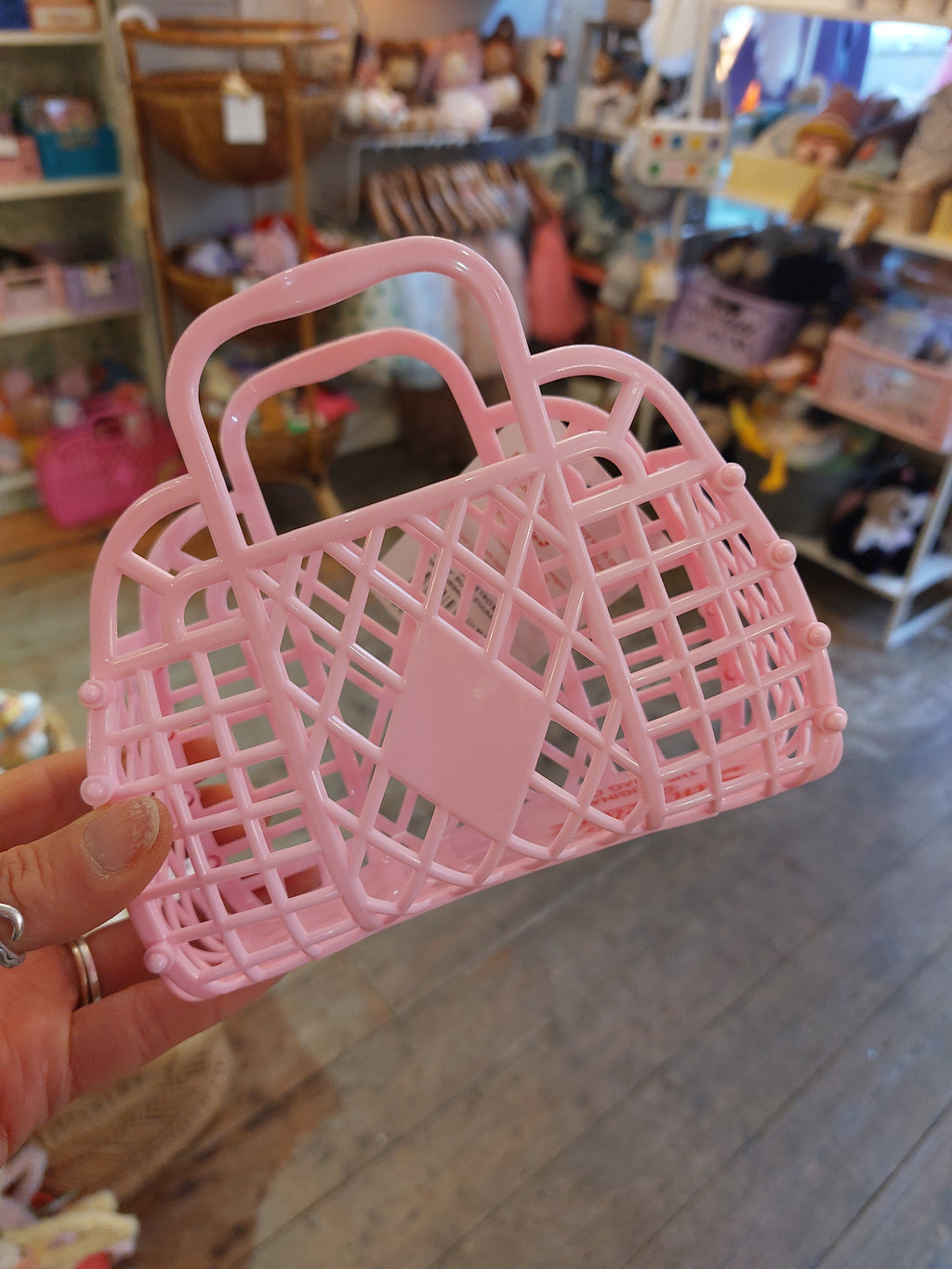 Mini Retro Baskets by Sun Jellies