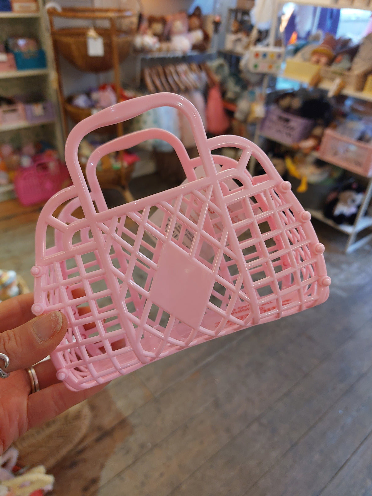 Mini Retro Baskets by Sun Jellies