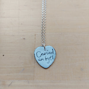 Cadwen Calon gan Buddug / Buddug Heart necklace