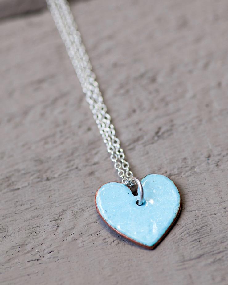 Lora Wyn Heart pendant necklace